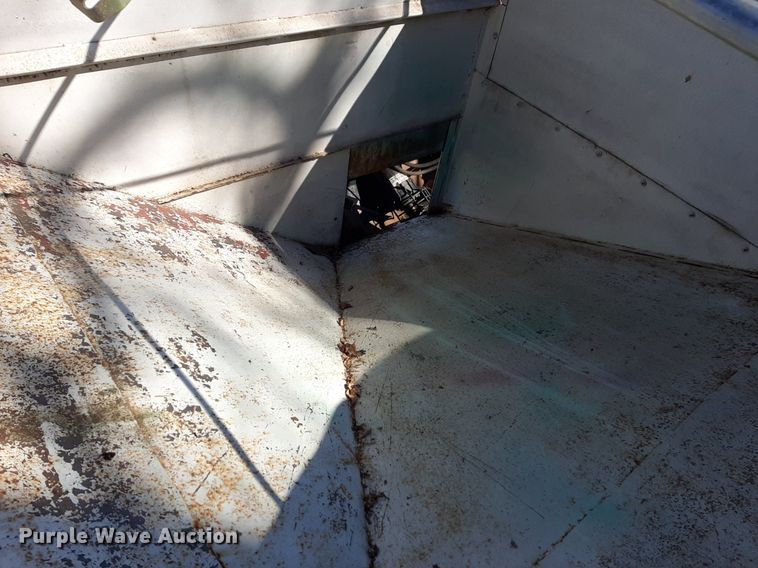 image for item DV9824 1976 Chevrolet C65 grain truck