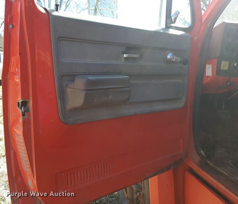 image for item DV9824 1976 Chevrolet C65 grain truck