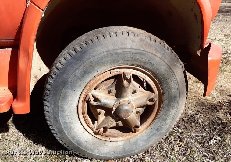 image for item DV9824 1976 Chevrolet C65 grain truck