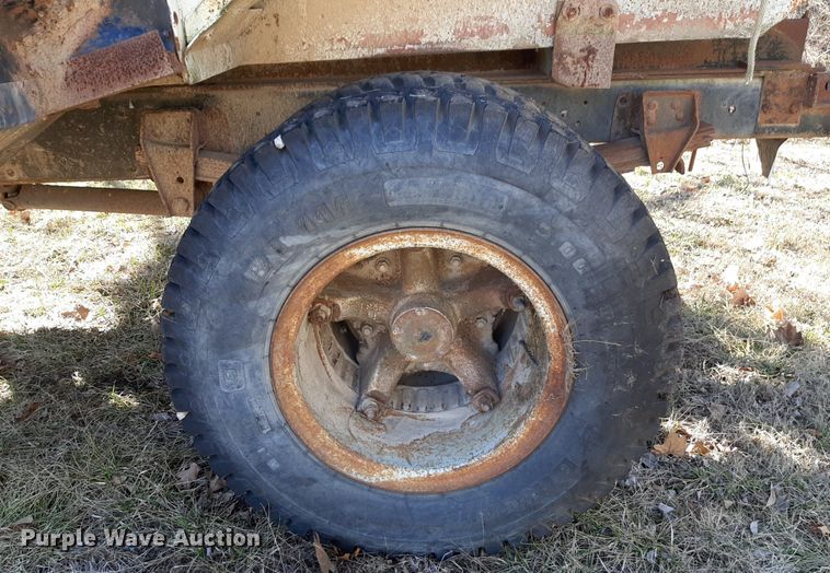 image for item DV9824 1976 Chevrolet C65 grain truck