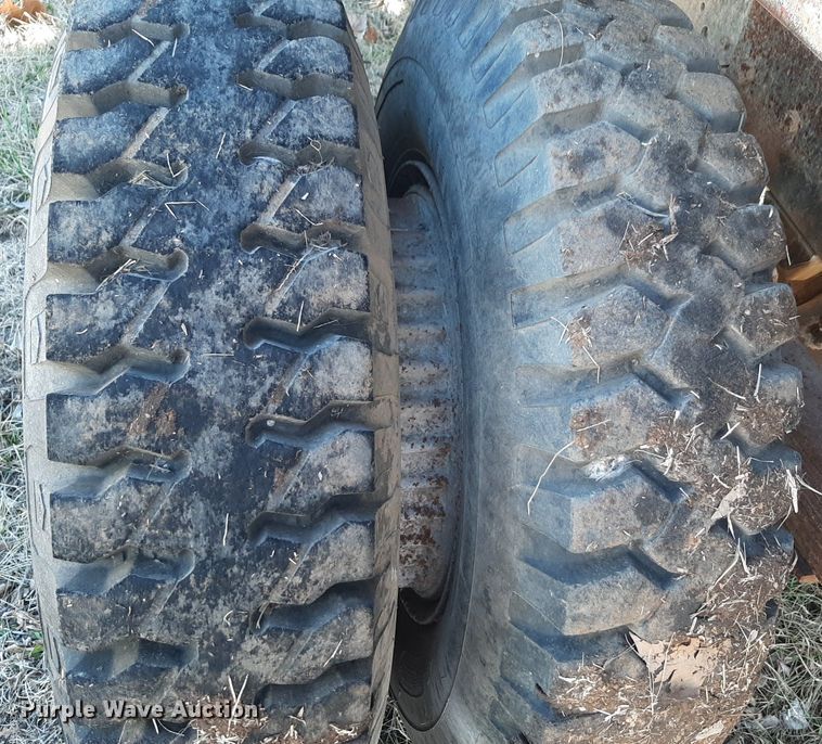 image for item DV9824 1976 Chevrolet C65 grain truck