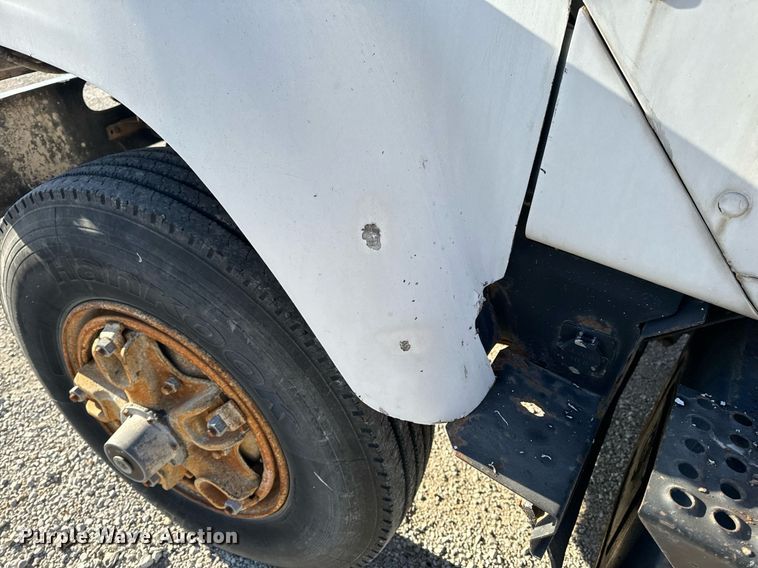 image for item EH6509 1986 International S2500 feed delivery truck