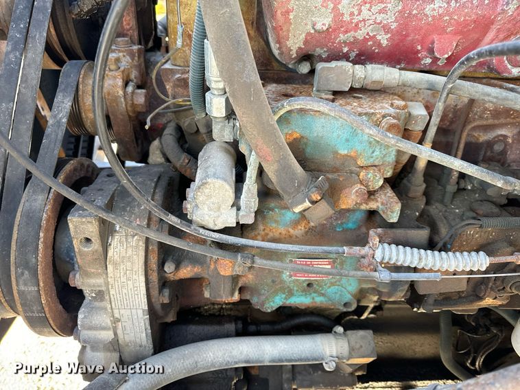 image for item EH6509 1986 International S2500 feed delivery truck