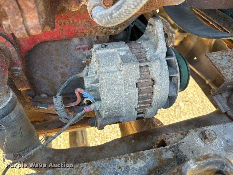 image for item EH6509 1986 International S2500 feed delivery truck