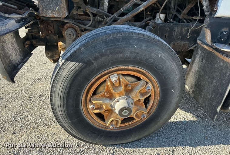 image for item EH6509 1986 International S2500 feed delivery truck