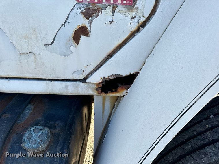 image for item EH6510 1986 International 1954 feed delivery truck