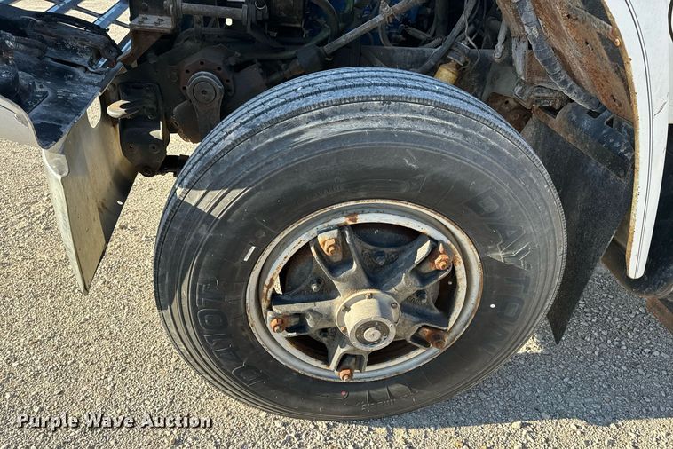 image for item EH6510 1986 International 1954 feed delivery truck