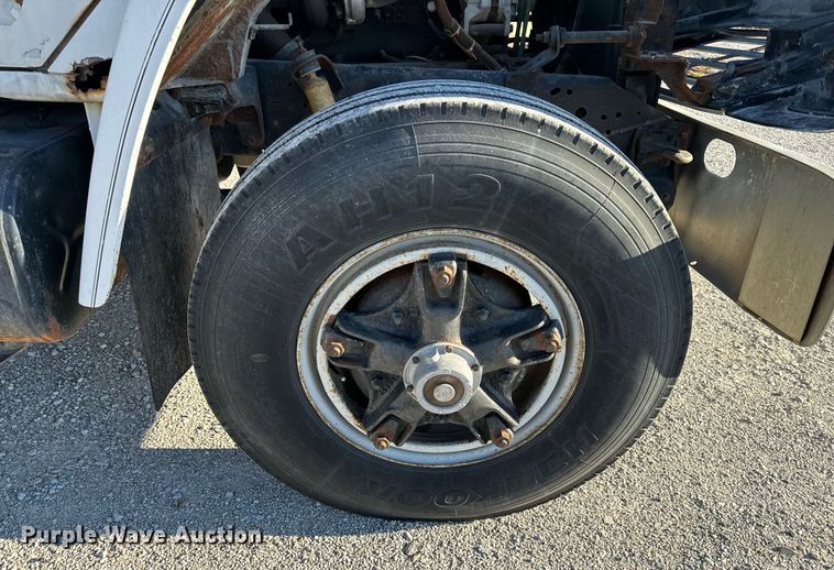 image for item EH6510 1986 International 1954 feed delivery truck