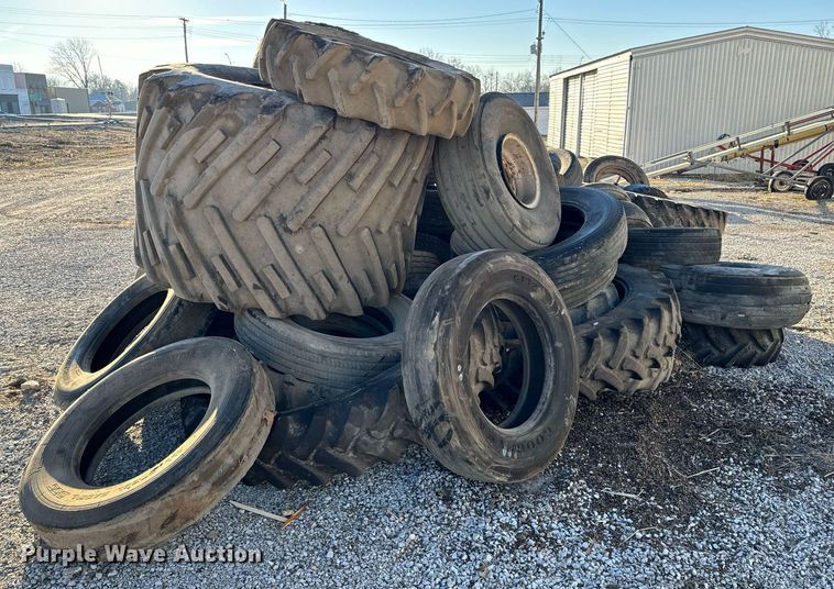 image for item EH6513 Tires