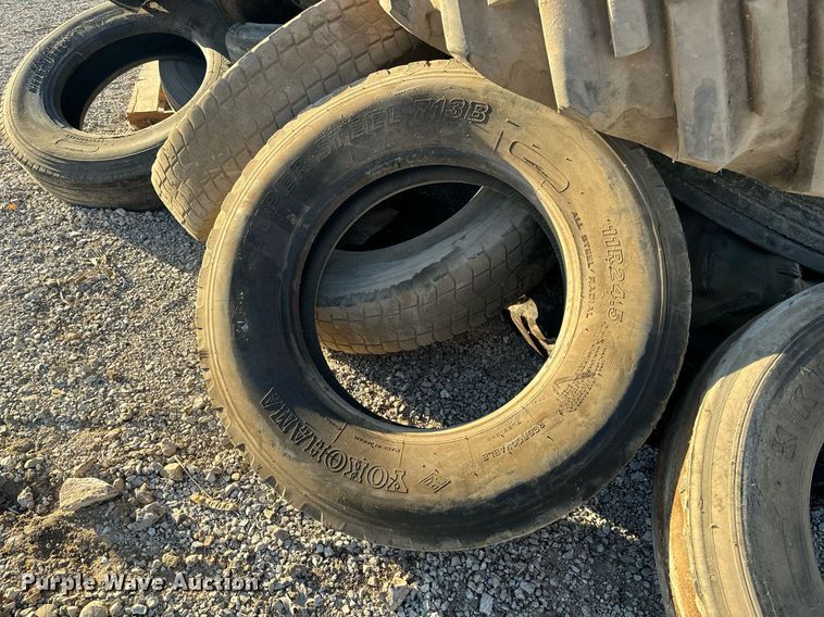 image for item EH6513 Tires