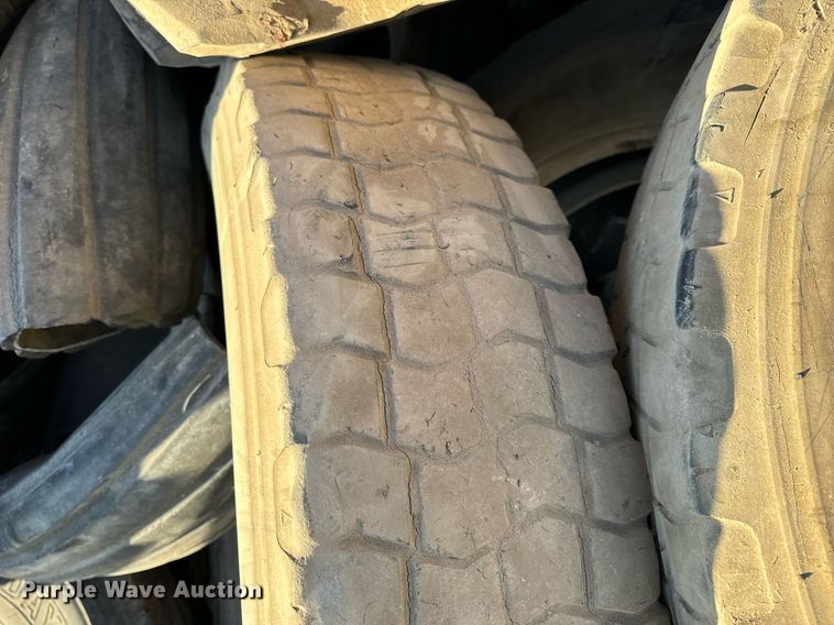 image for item EH6513 Tires