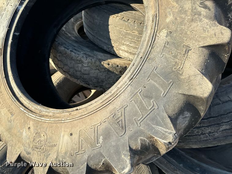 image for item EH6513 Tires