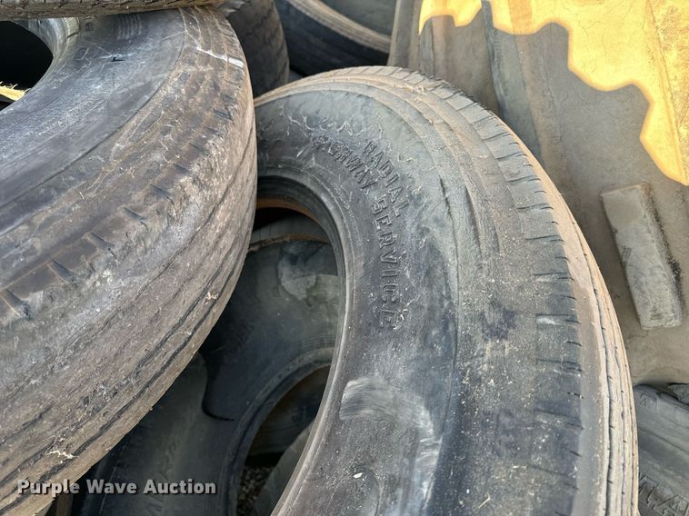 image for item EH6513 Tires