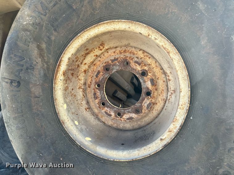 image for item EH6513 Tires