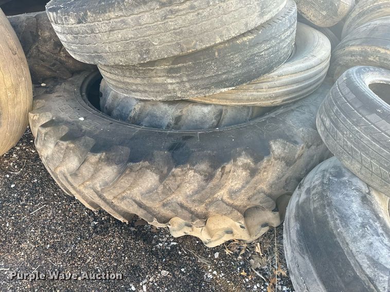 image for item EH6513 Tires