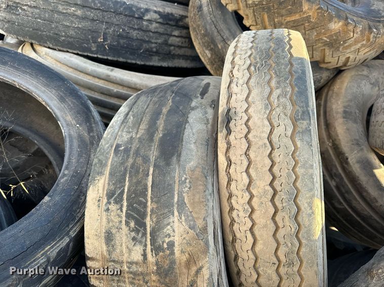 image for item EH6513 Tires