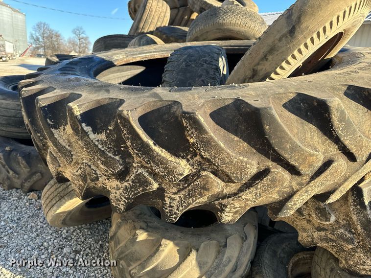 image for item EH6513 Tires