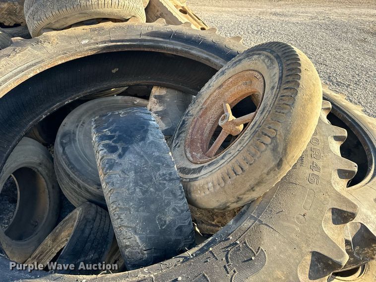 image for item EH6513 Tires