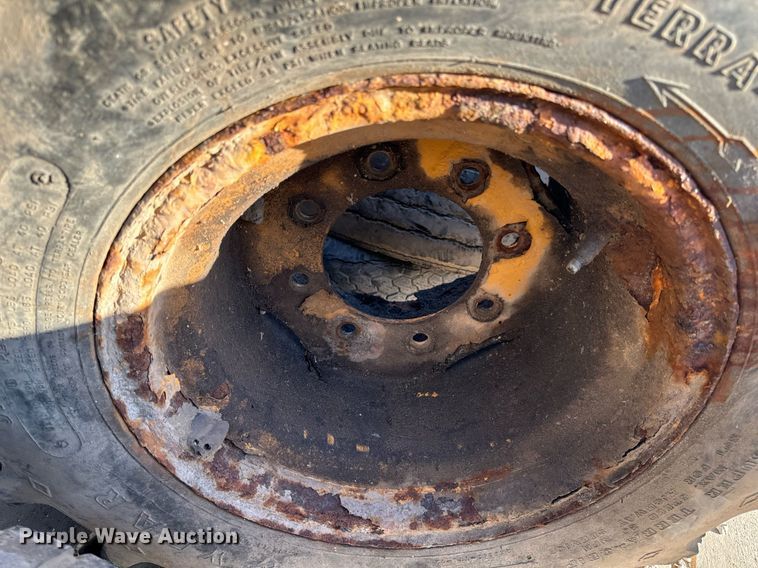 image for item EH6513 Tires