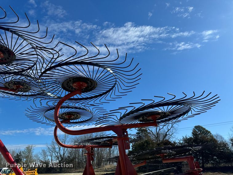 image for item EH6536 Rhino ER10 hay rake