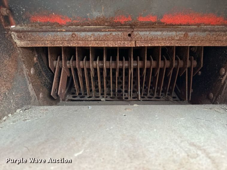 image for item EH6568 Gehl 95XD feed mixer