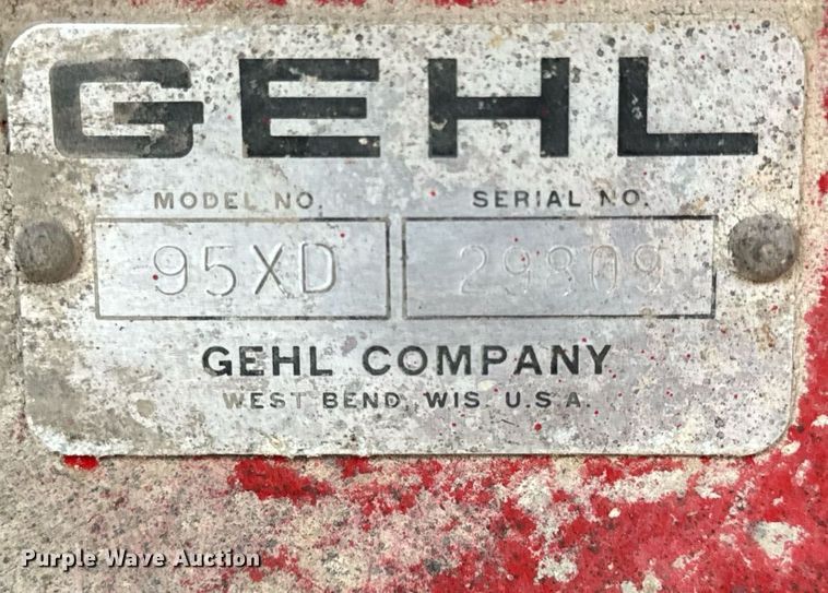 image for item EH6568 Gehl 95XD feed mixer