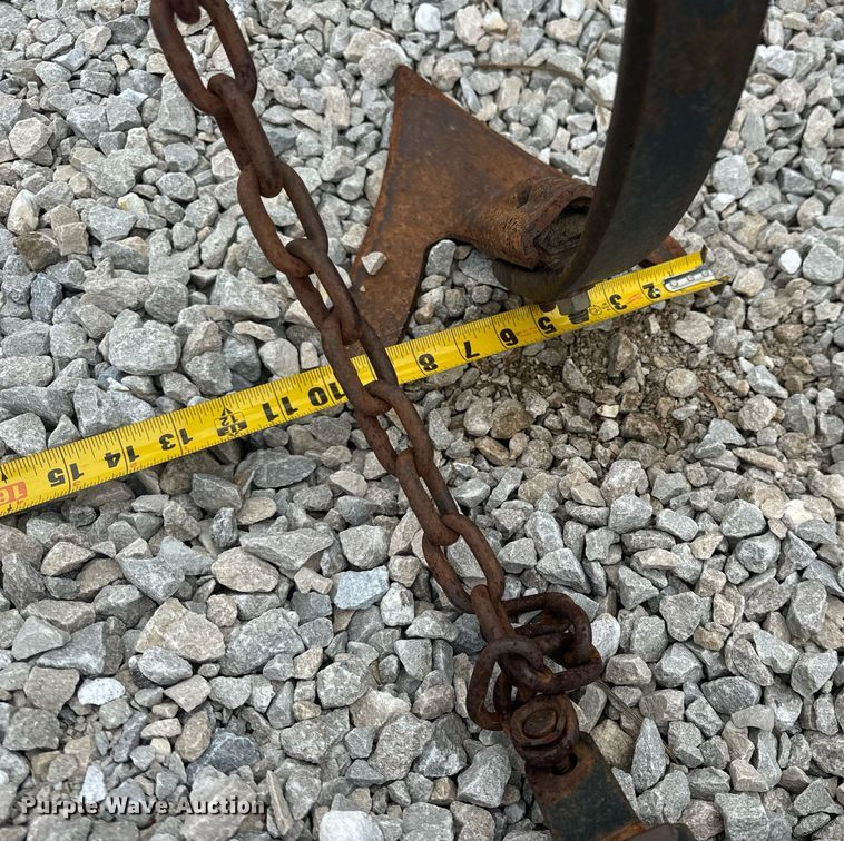 image for item EH6569 John Deere 2200 field cultivator