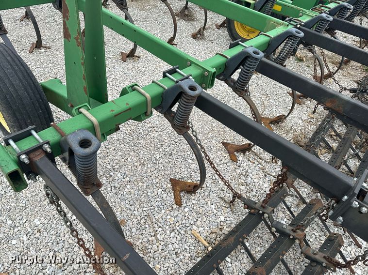 image for item EH6569 John Deere 2200 field cultivator