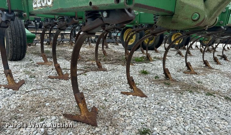 image for item EH6569 John Deere 2200 field cultivator