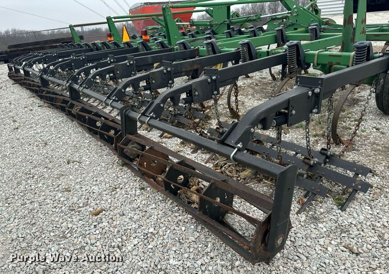 image for item EH6569 John Deere 2200 field cultivator