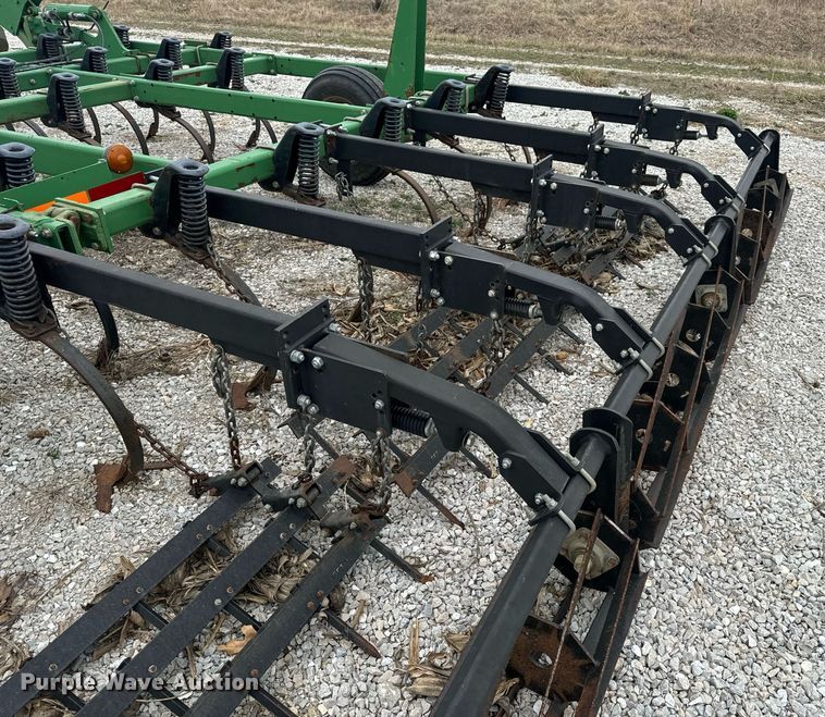 image for item EH6569 John Deere 2200 field cultivator