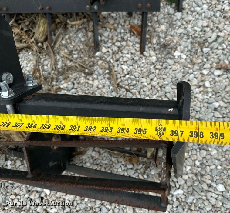 image for item EH6569 John Deere 2200 field cultivator