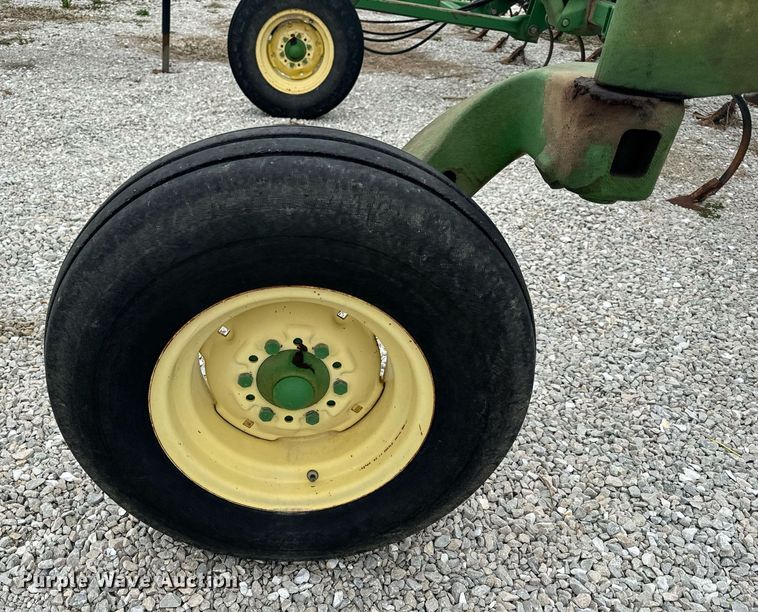 image for item EH6569 John Deere 2200 field cultivator