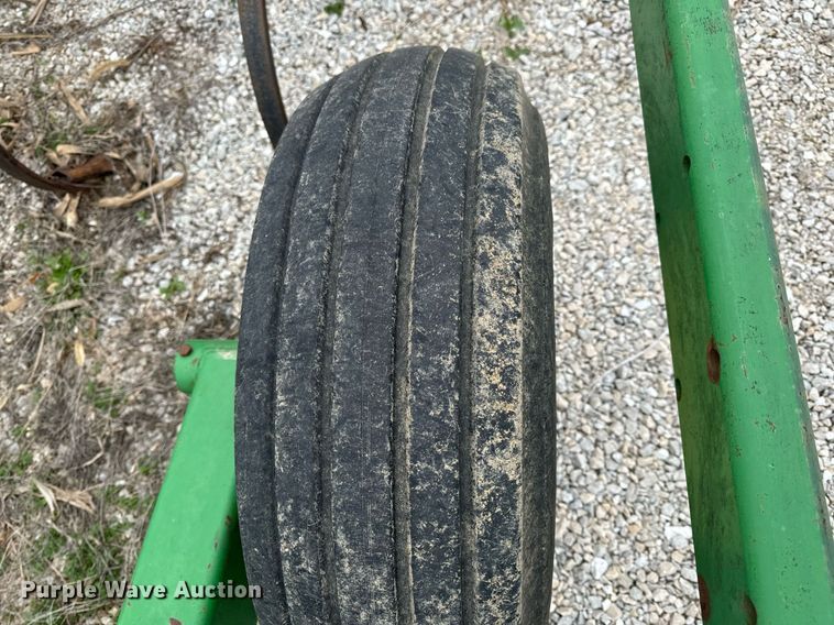 image for item EH6569 John Deere 2200 field cultivator