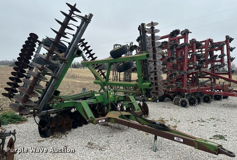 image for item EH6570 John Deere 630 tandem disk