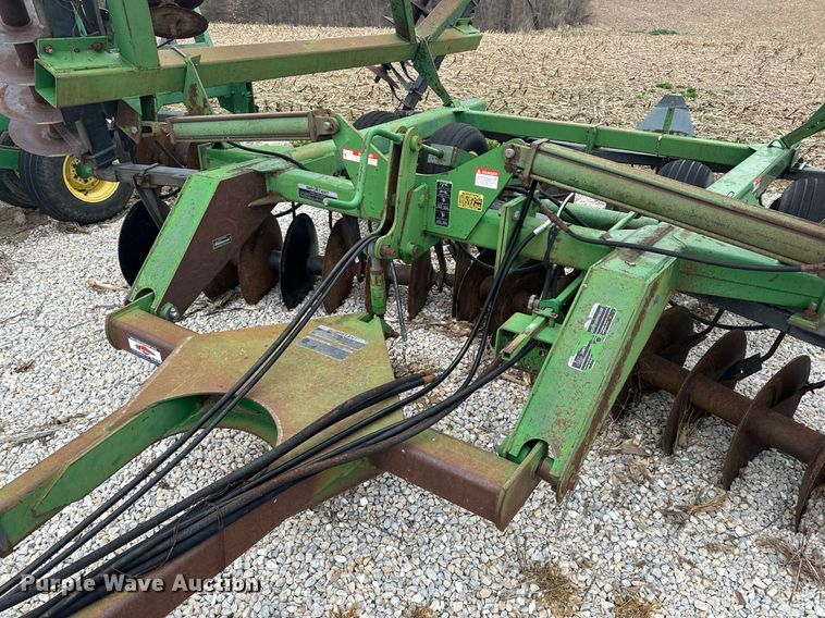 image for item EH6570 John Deere 630 tandem disk