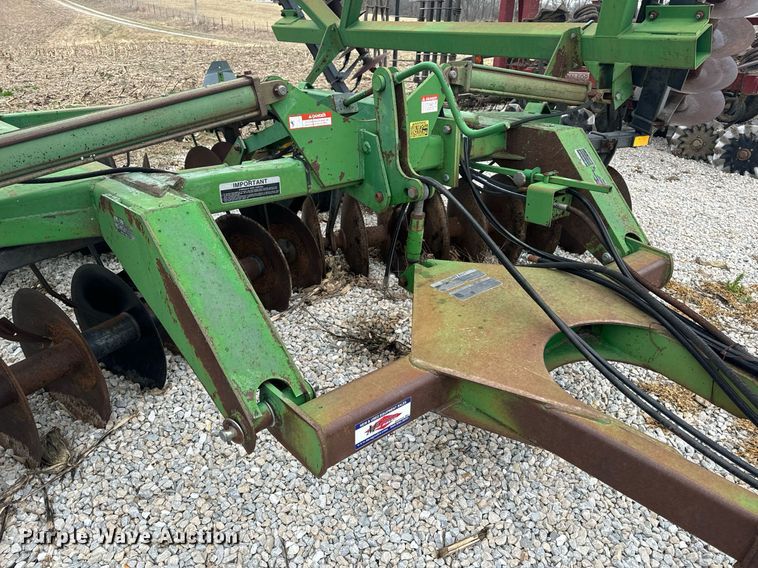 image for item EH6570 John Deere 630 tandem disk
