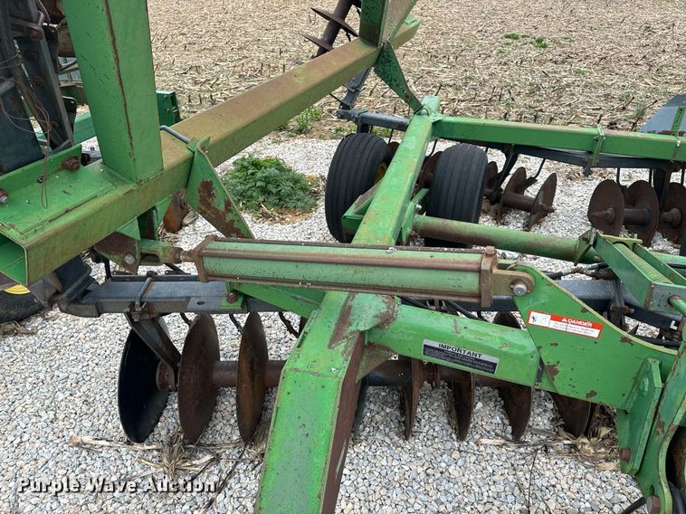 image for item EH6570 John Deere 630 tandem disk