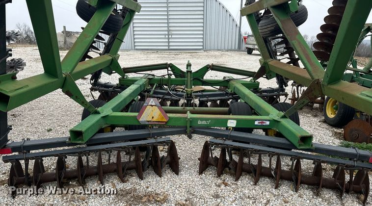 image for item EH6570 John Deere 630 tandem disk