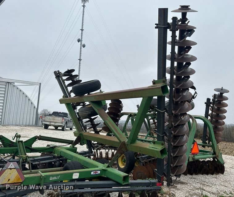 image for item EH6570 John Deere 630 tandem disk