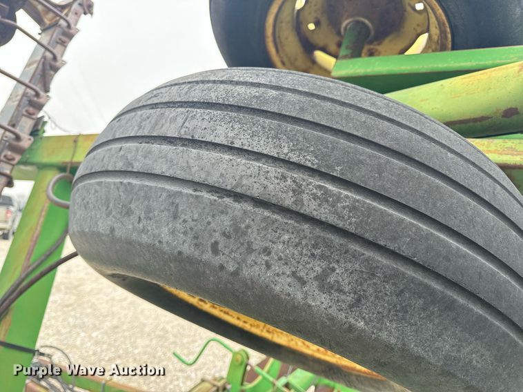 image for item EH6570 John Deere 630 tandem disk