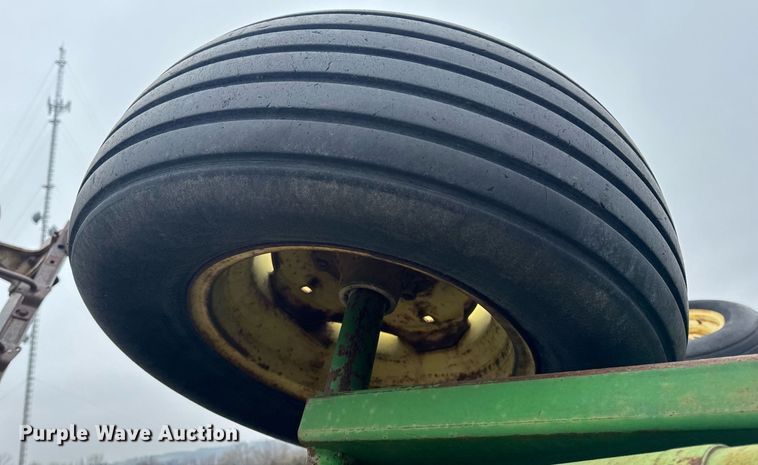 image for item EH6570 John Deere 630 tandem disk