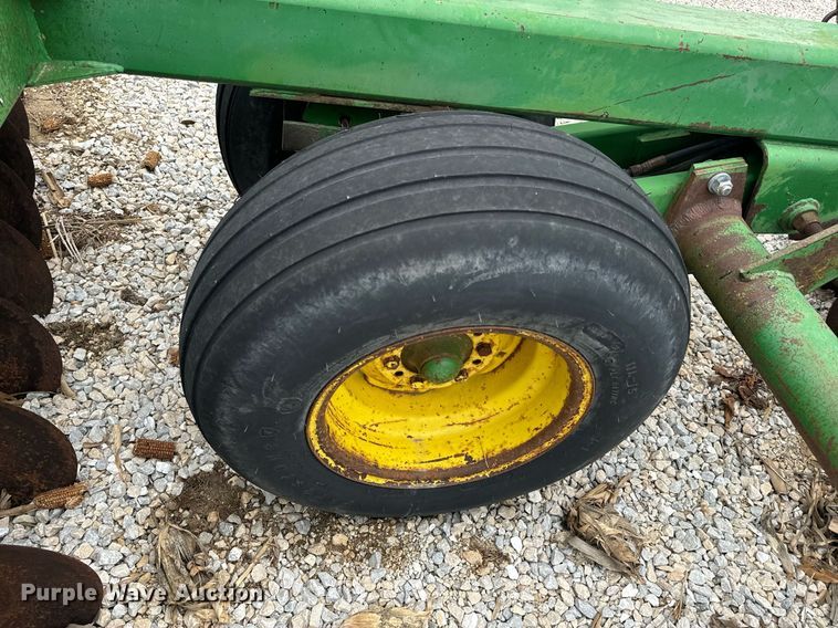 image for item EH6570 John Deere 630 tandem disk