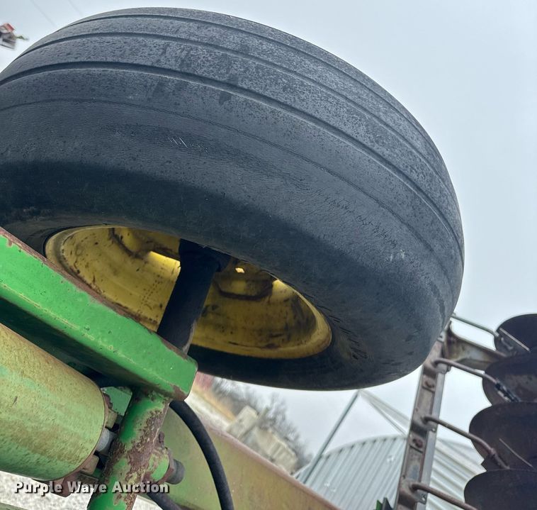 image for item EH6570 John Deere 630 tandem disk