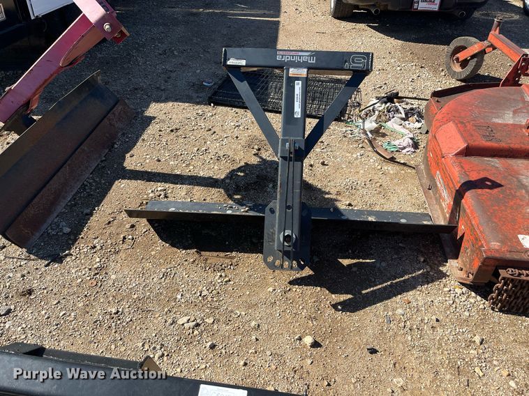 image for item EI0648 Mahindra  5' W blade