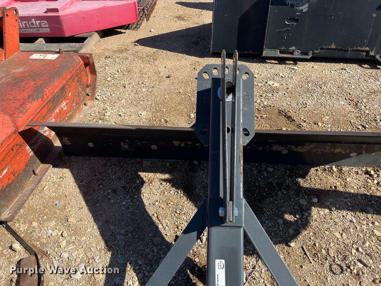 image for item EI0648 Mahindra  5' W blade