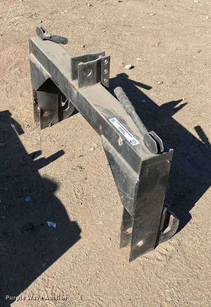 image for item EI0655 Mahindra  three point quick attach hitch