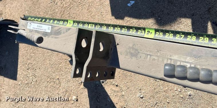 image for item EI0655 Mahindra  three point quick attach hitch