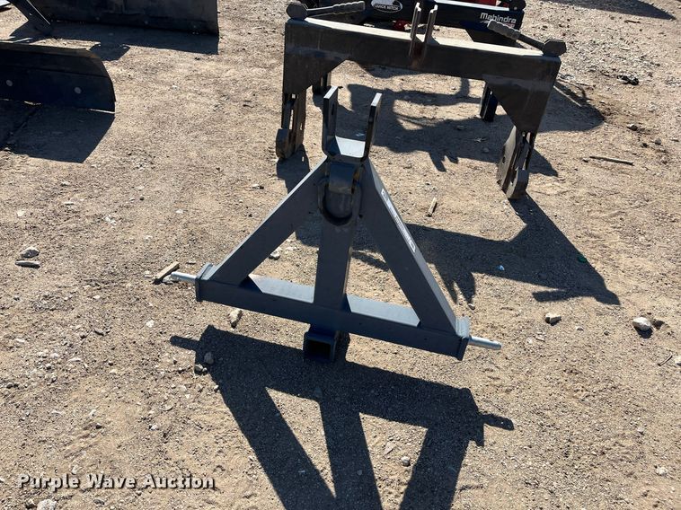 image for item EI0660 Three point hitch