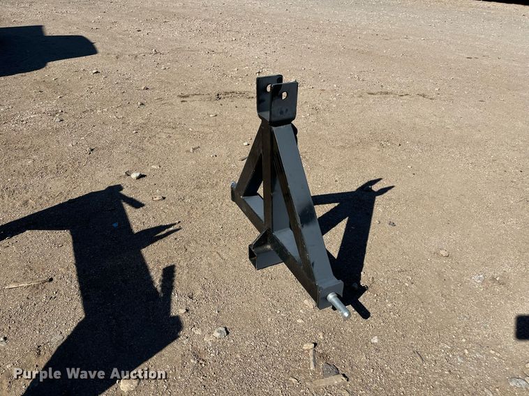 image for item EI0660 Three point hitch